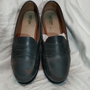 Women's loafers  Gray, size 9M